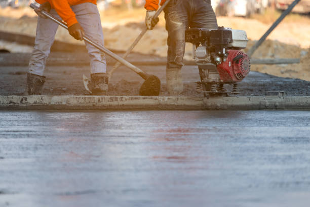 Best Commercial Concrete Services in Mapleton, MN
